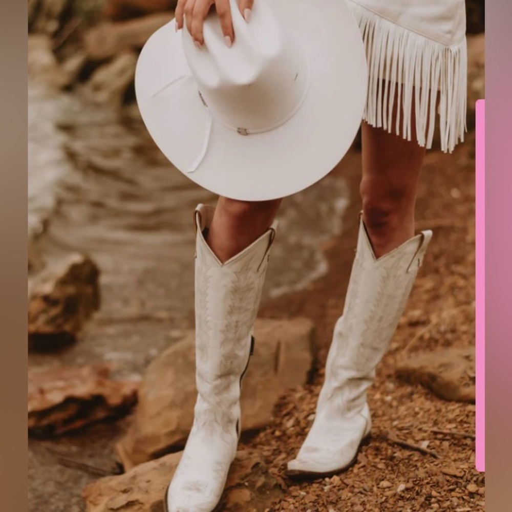 Old Gringo White Heeled Boots